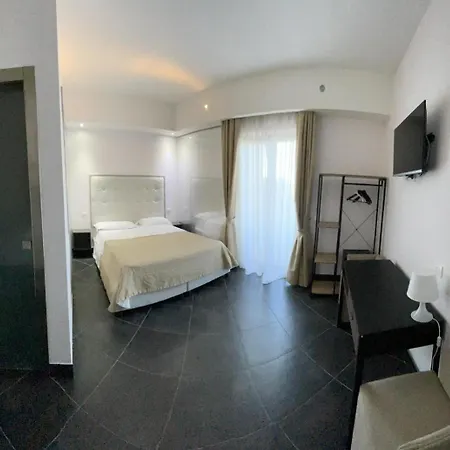 Briganti Hotel