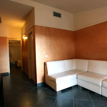 Briganti Hotel 3*